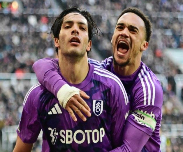 Raúl Jiménez renueva con el Fulham