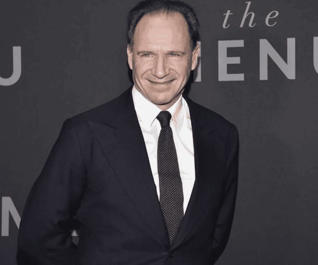 Suma nuevo filme de Los Juegos  del Hambre a Ralph Fiennes