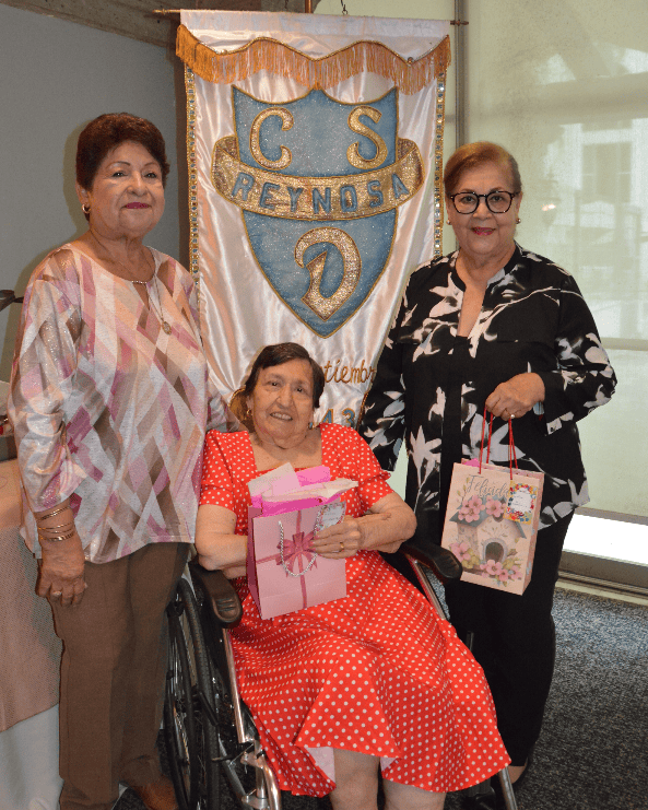 Celebran el Día de las Madres Celebran el Día de las Madres