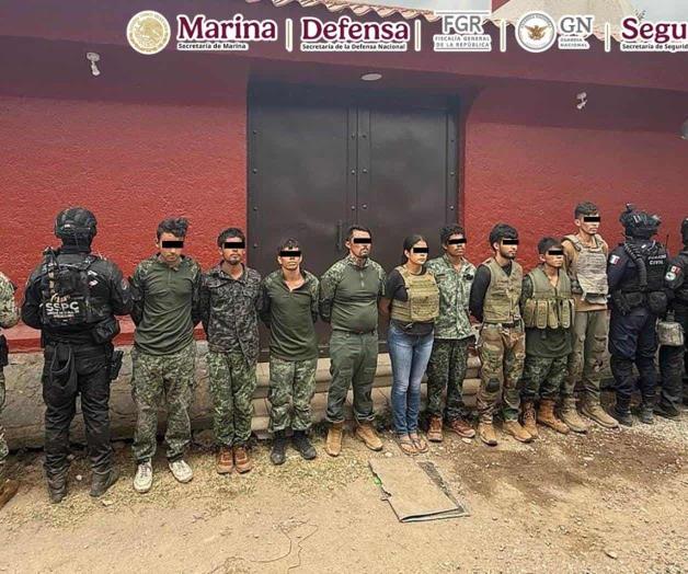 Abaten a 12 delincuentes en Michoacán