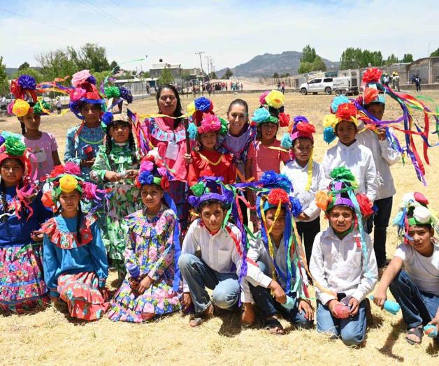 Restituyen 820 hect&aacute;reas a pueblos &Oacute;dami y Rar&aacute;muri