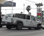 Detienen a joven en en vehículo robado