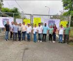 Protestan los trabajadores por  pagos pendientes