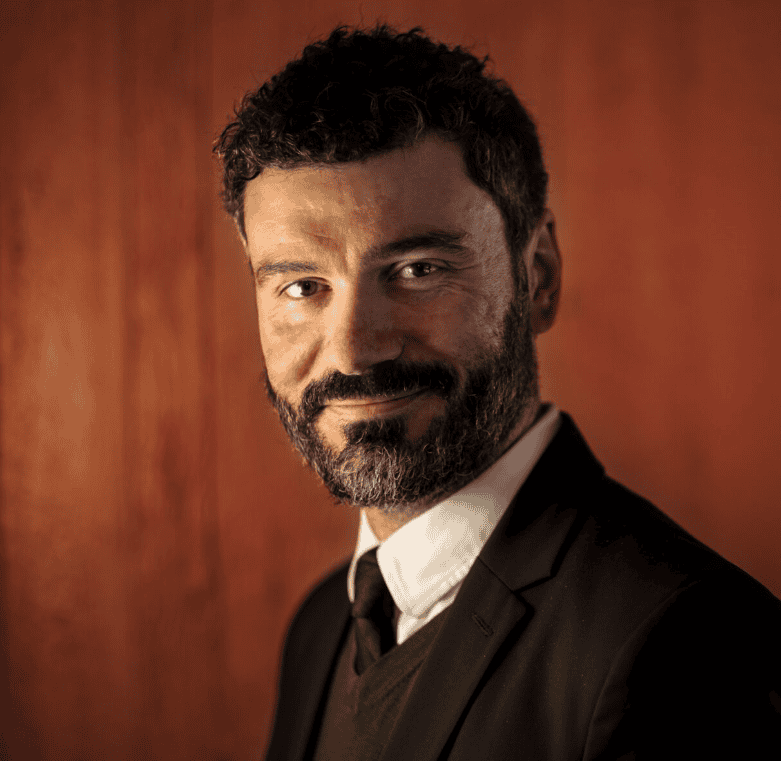 Víctor Lapuente
