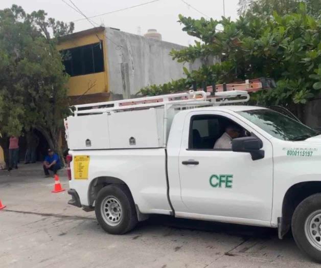 Colonos retienen a personal de CFE en Victoria por fallas de luz