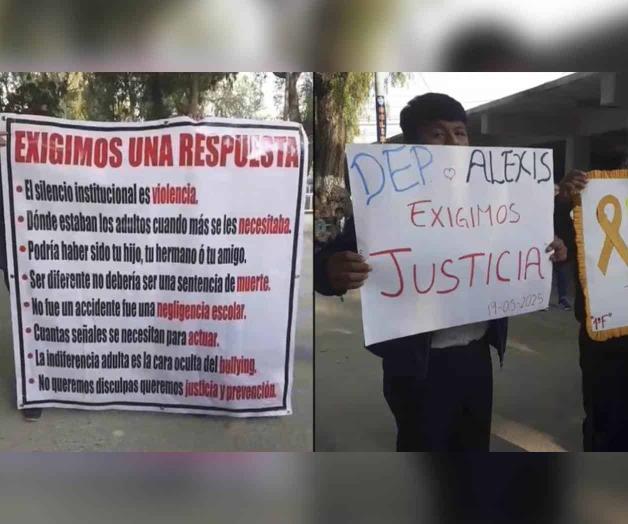 Manifestaci&oacute;n en secundaria de Pachuca tras suicidio de adolescente