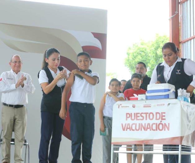 Refuerzan vacunación en planteles escolares de Reynosa