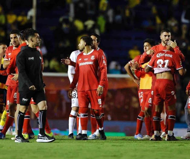 Directiva del Toluca denuncia que les robaron 3 celulares durante partido ante América