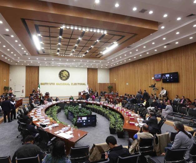 Exigen intervención de INE por acordeones para elección