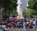 Ocasionan maestros pérdidas millonarias en plantón de la CNTE