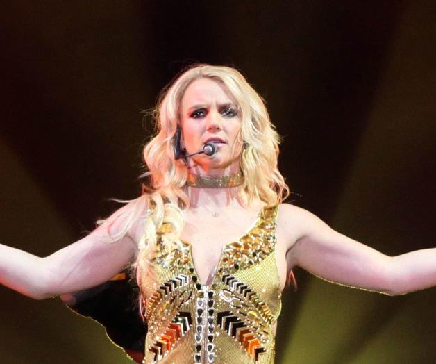 Causa Britney Spears revuelo durante vuelo privado