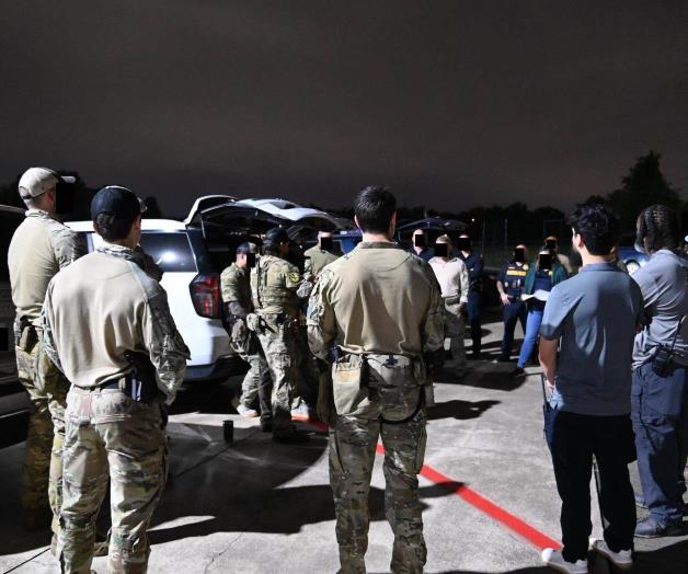 Acusan a 15 personas por narcóticos y armas Acusan a 15 personas por narcóticos y armas