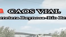 Caos vial en carretera Reynosa-Río Bravo por trabajos de mantenimiento vial a la altura del Cuartel Militar">