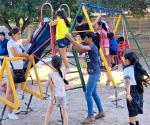 Donan juegos infantiles a plaza