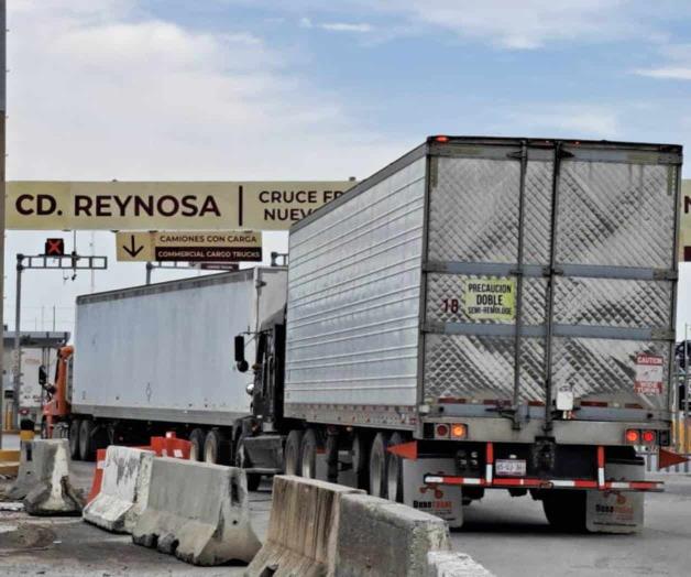 Amagan campesinos con bloquear puentes