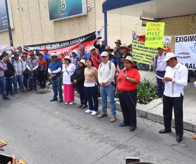 Queremos respuestas distintas: docentes Queremos respuestas distintas: docentes