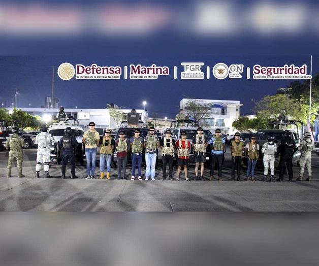 Caen 12 en Tabasco con armas y drogas Caen 12 en Tabasco con armas y drogas