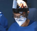 La primera mujer en realizar un trasplante de corazón en LA