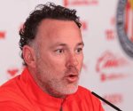 Estoy acá para cumplir mi contrato, lanzó el nuevo DT de Chivas