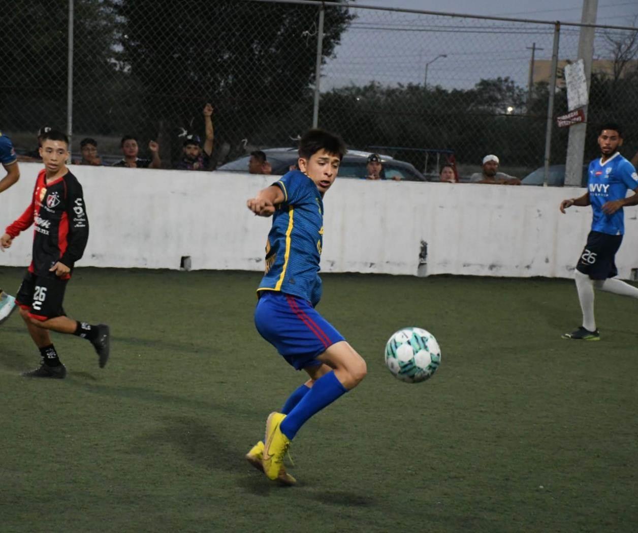 Cobras lideran en la Dominical Matutina