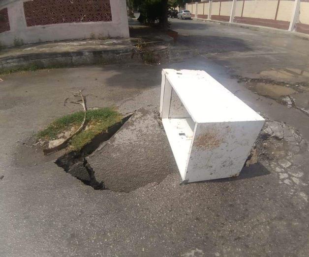 Cae suelo en zona escolar Cae suelo en zona escolar