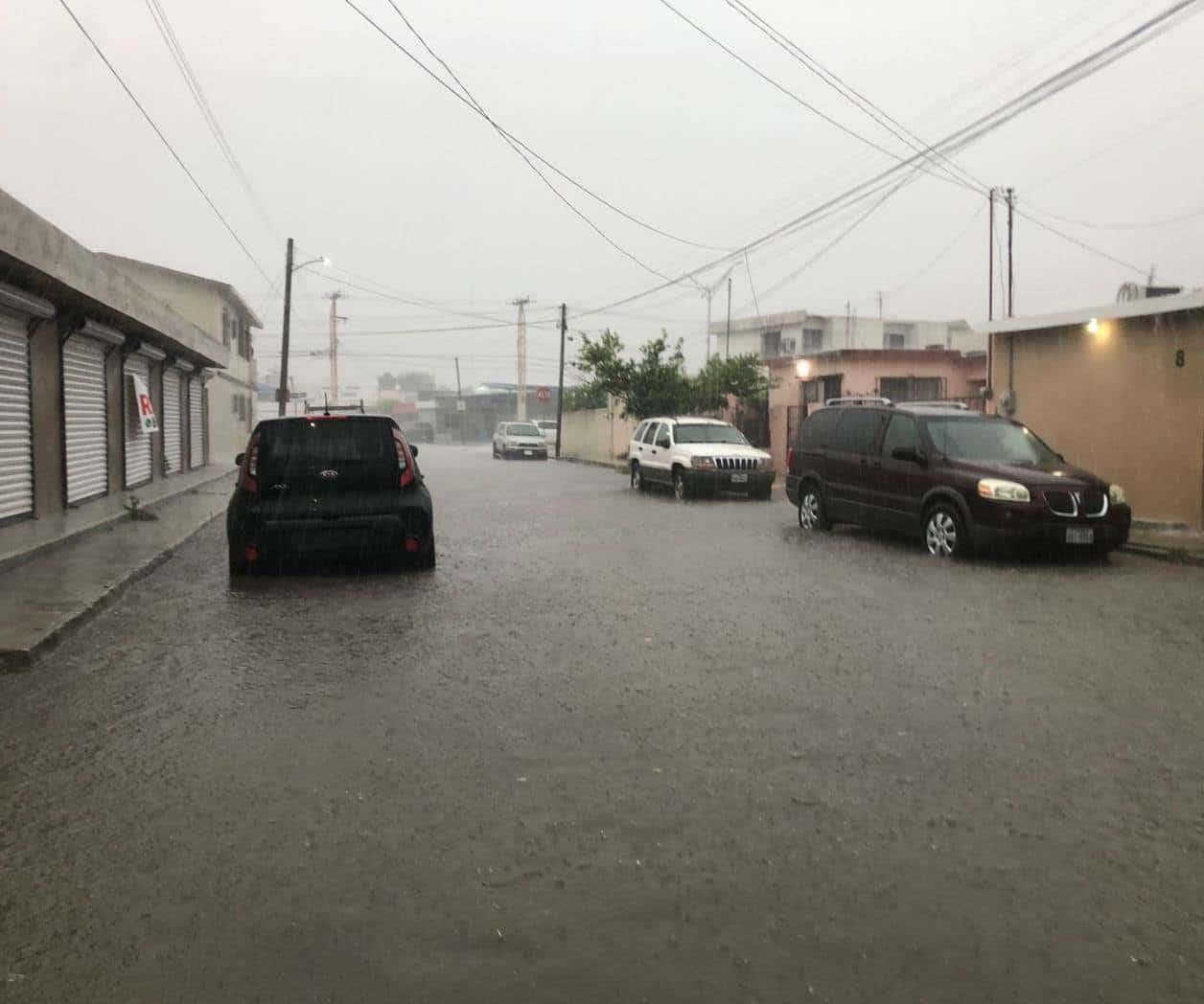 Tormenta provoca inundaciones y caos vial en Matamoros