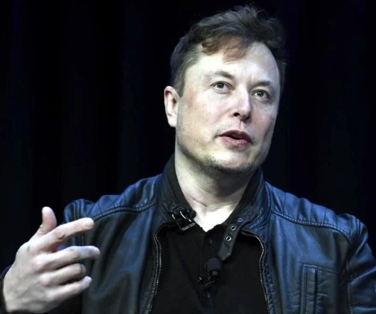 Exigen fondos que Musk trabaje 40 horas a la semana en Tesla
