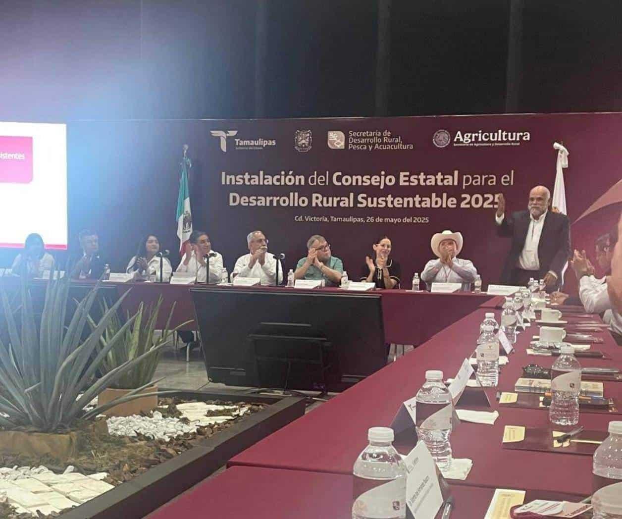 Asume Consejo de Distrito  Rural 155