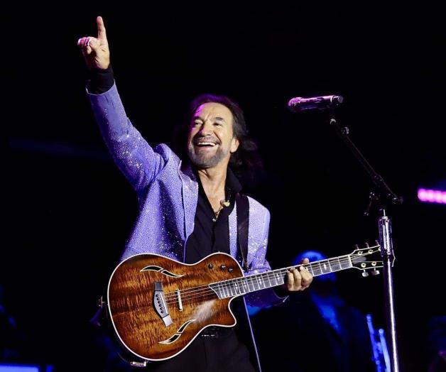 Marco Antonio Solís emociona a 65 mil fans en concierto en Ciudad de México Marco Antonio Solís emociona a 65 mil fans en concierto en Ciudad de México