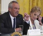 Reconocen errores en el informe de salud de RFK