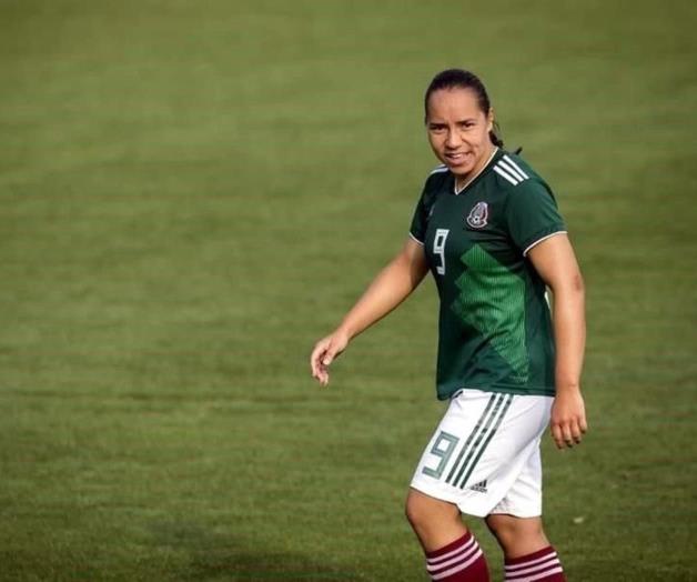Charlyn Corral regresa a la Selecci&oacute;n absoluta tras resolver tensiones con Pedro L&oacute;pez
