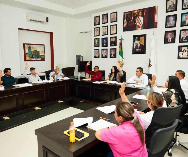 Avalan informe trimestral de la Comapa en sesión Avalan informe trimestral de la Comapa en sesión