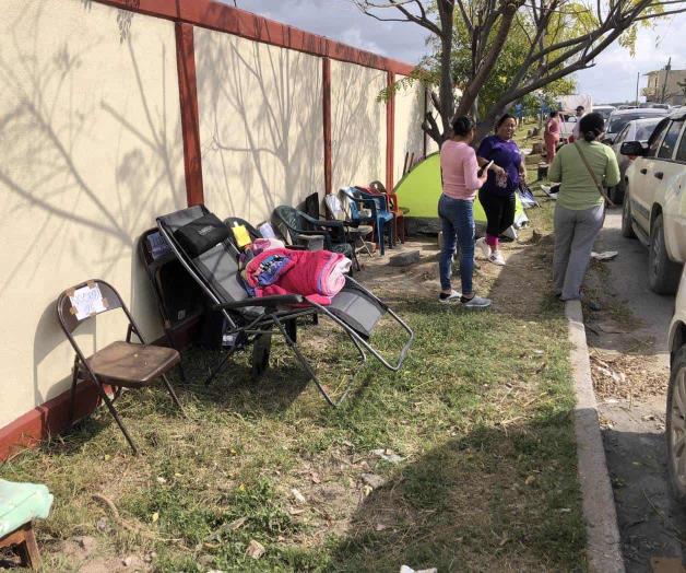 Trasladan alumnos a las escuelas de zona centro
