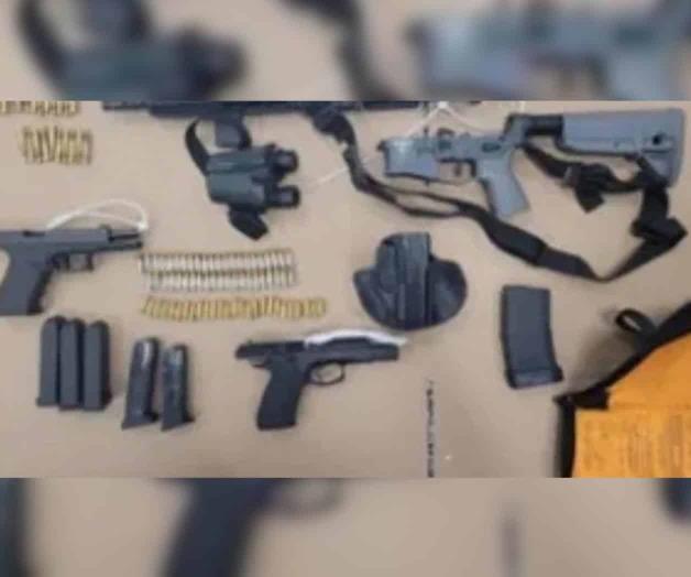 Detienen a traficantes de humanos con armas