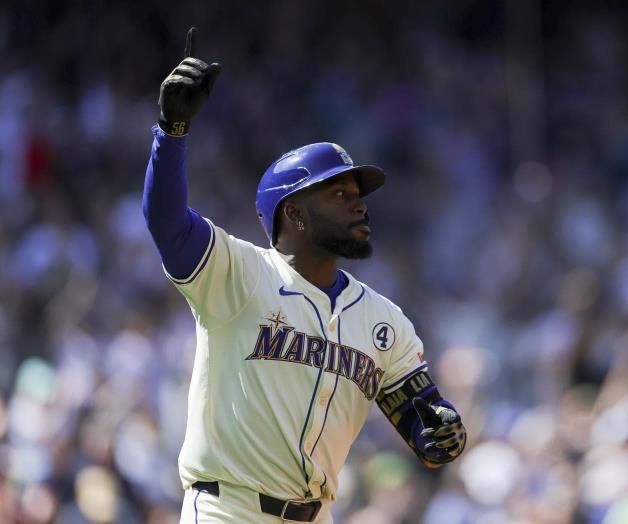 Arozarena logra hit ganador en la 9na Arozarena logra hit ganador en la 9na