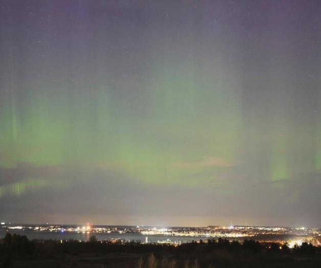 Auroras boreales podrían ser visibles nuevamente en algunos estados de EEUU tras tormentas solares