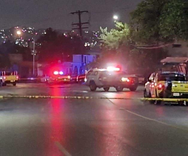 Balacera en Monterrey deja tres personas heridas Balacera en Monterrey deja tres personas heridas
