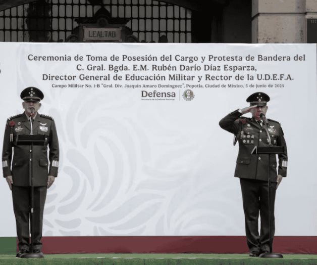 Rubén Darío Díaz Esparza asume como director de Educación Militar
