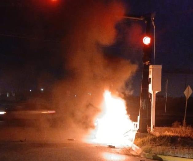 Motociclista fallece tras choque en Avenida Lincoln de Garc&iacute;a