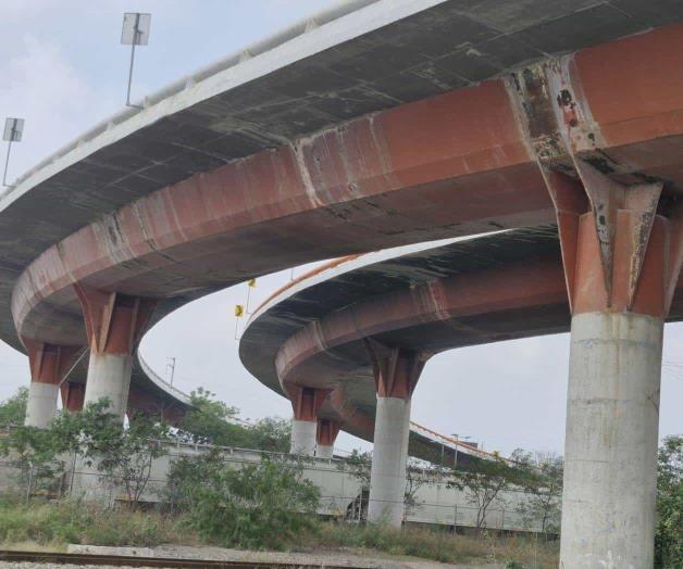 Corrosi&oacute;n afecta puente de Autopista al Aeropuerto en Monterrey