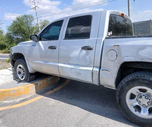 Fuerte choque en salida a Reynosa Fuerte choque en salida a Reynosa