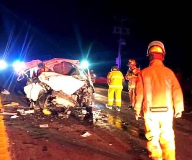 Se desprende caja de tráiler e impacta de frente a camioneta en Altamira Se desprende caja de tráiler e impacta de frente a camioneta en Altamira
