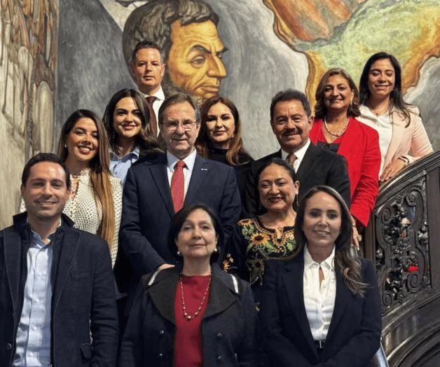 MC también se baja de la comisión del Senado que viajará a Washington MC también se baja de la comisión del Senado que viajará a Washington
