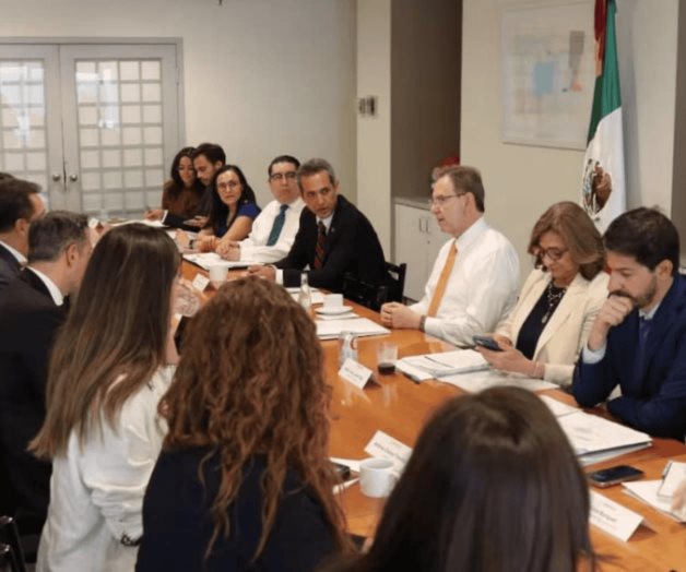 Legisladores mexicanos se oponen al impuesto a remesas en EE. UU. Legisladores mexicanos se oponen al impuesto a remesas en EE. UU.