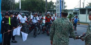 Ciclistas se reunieron en la zona militar numero 8 para llevar a cabo una rodada