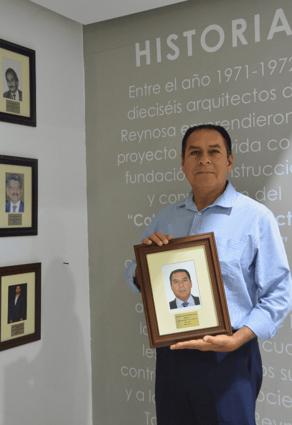 Asisten a su junta de mayo Asisten a su junta de mayo
