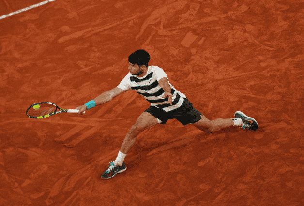 Carlos Alcaraz remonta desventaja y se corona campeón en el Abierto de Francia Carlos Alcaraz remonta desventaja y se corona campeón en el Abierto de Francia
