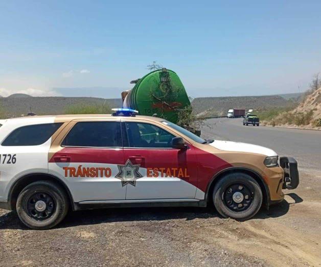 Reabren circulación en Carretera Victoria-Jaumave tras volcadura de pipa Reabren circulación en Carretera Victoria-Jaumave tras volcadura de pipa