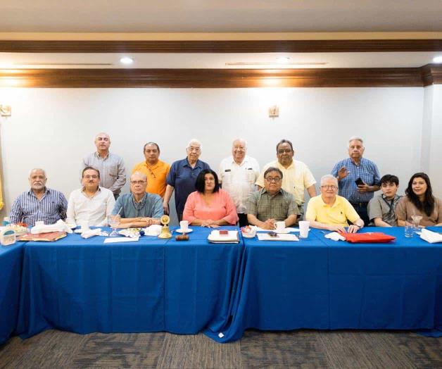 Asisten a su séptima sesión ordinaria Asisten a su séptima sesión ordinaria