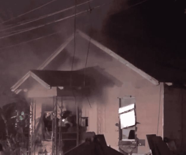 Pompiers de Houston intervenant sur un incendie